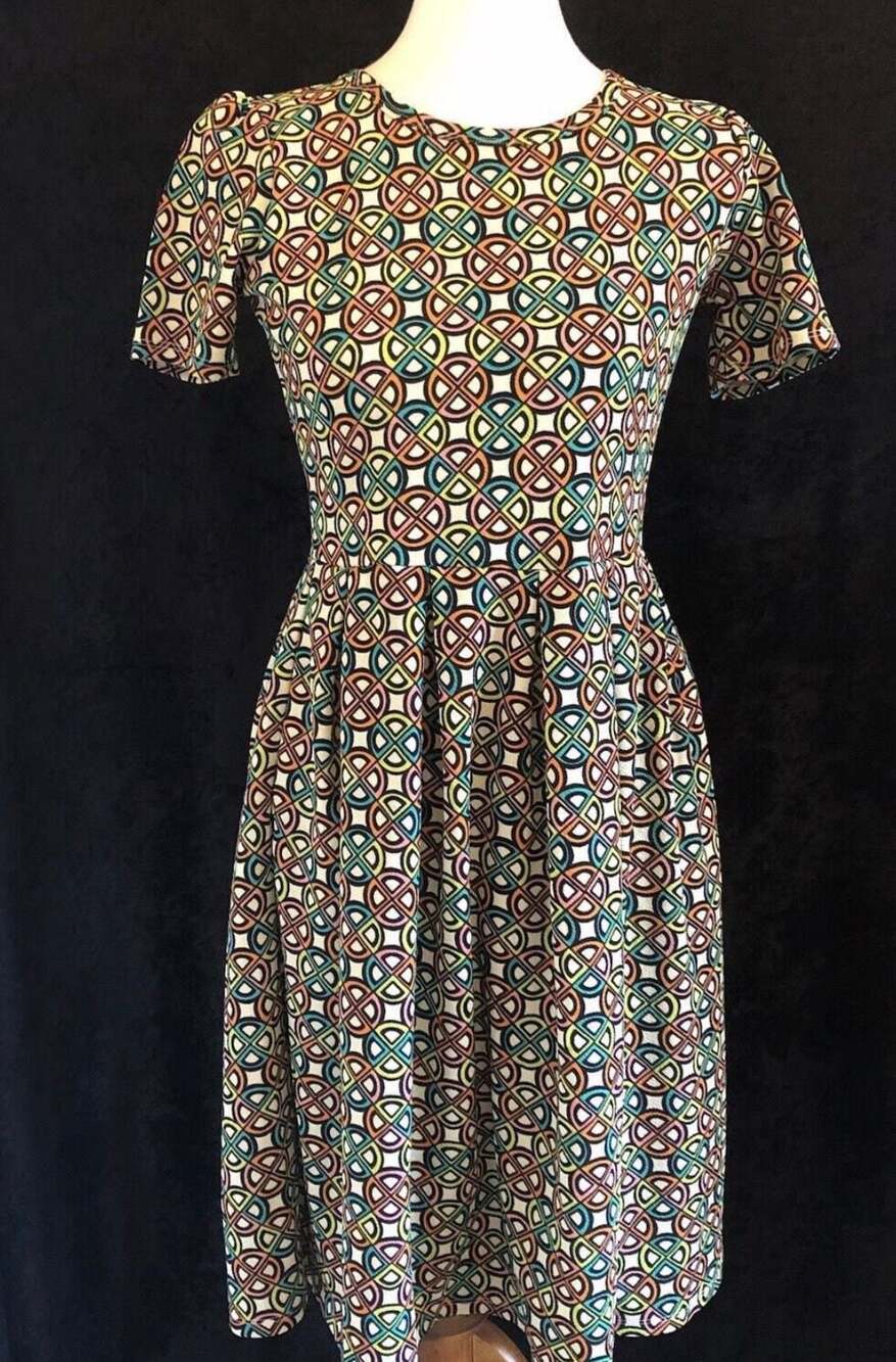 LuLaRoe Amelia Large Geometric Circle Print Fit & Flare Dress with Pockets